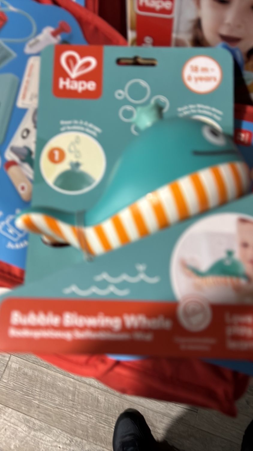 Bubble blowing whale
