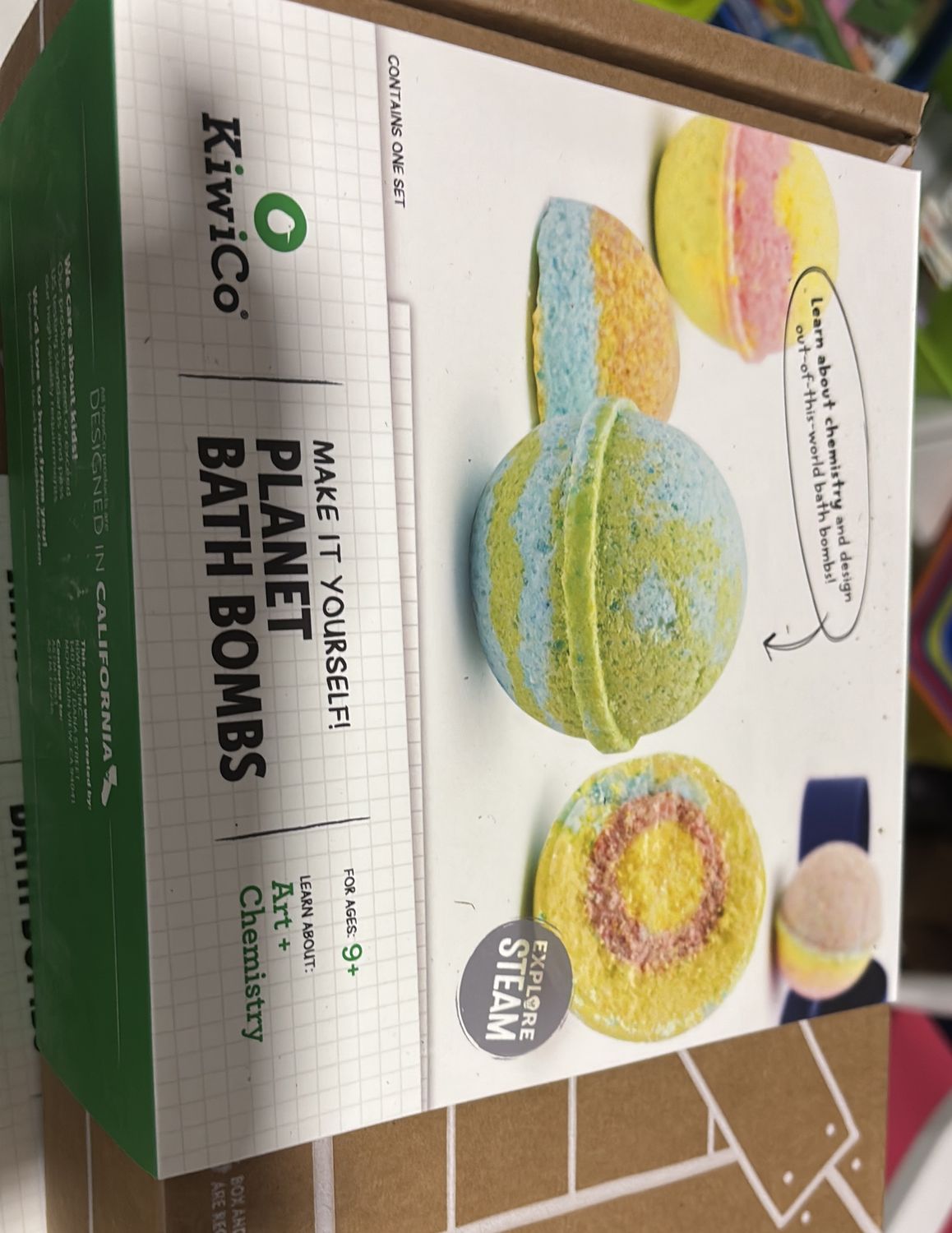 Kiwico planet bath bombs 
