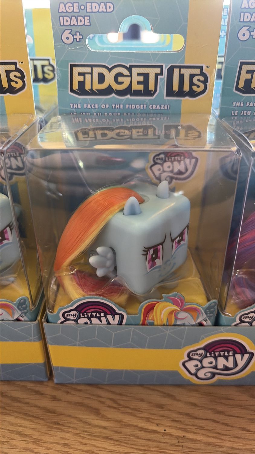Fidget it’s blue pony 