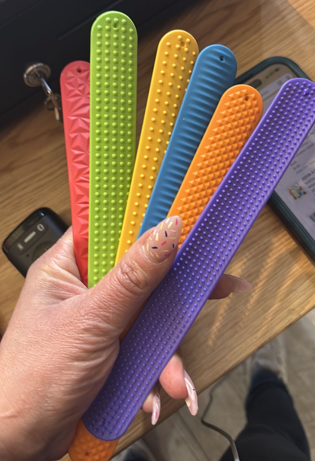 Sensory slap bands 