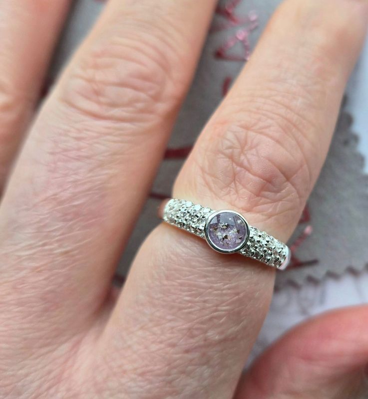 Betty Ring