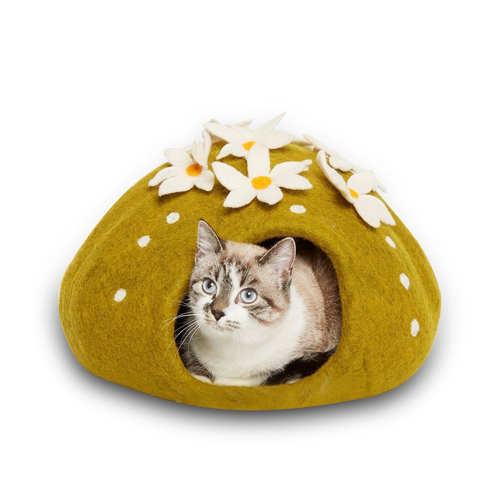 Karma Cat - Wool Pet Cave - Cactus