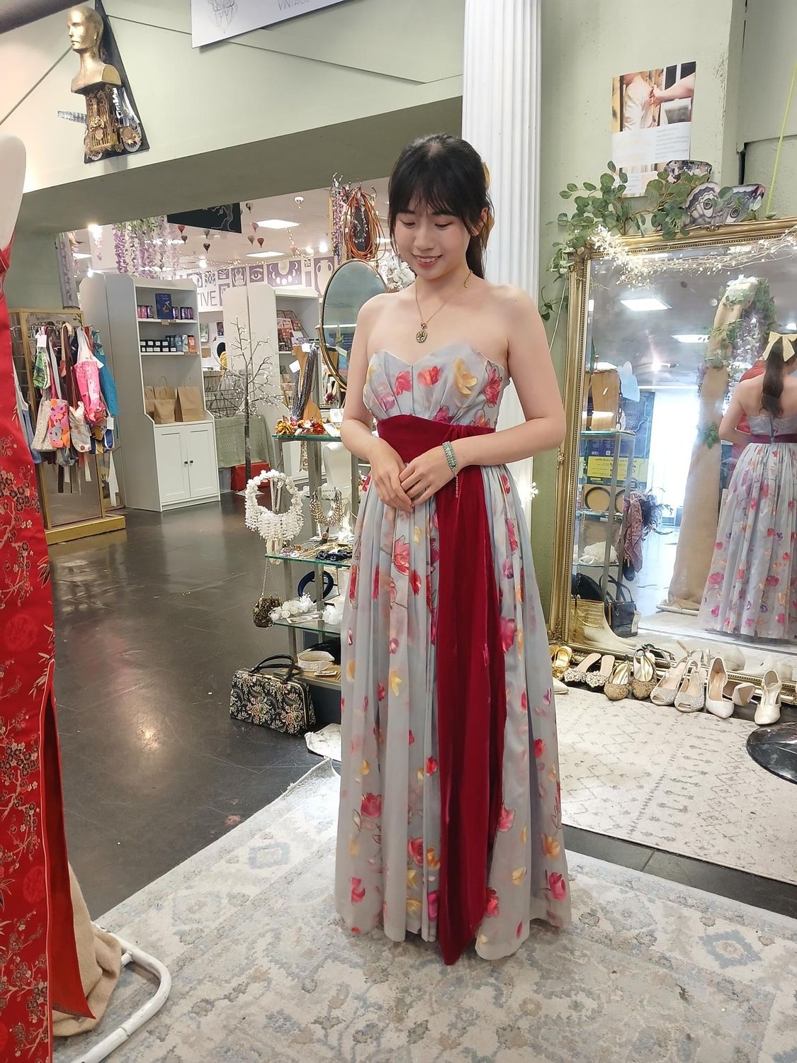 The Snow White - RARE Hand Painted 1940s Wedding Dress