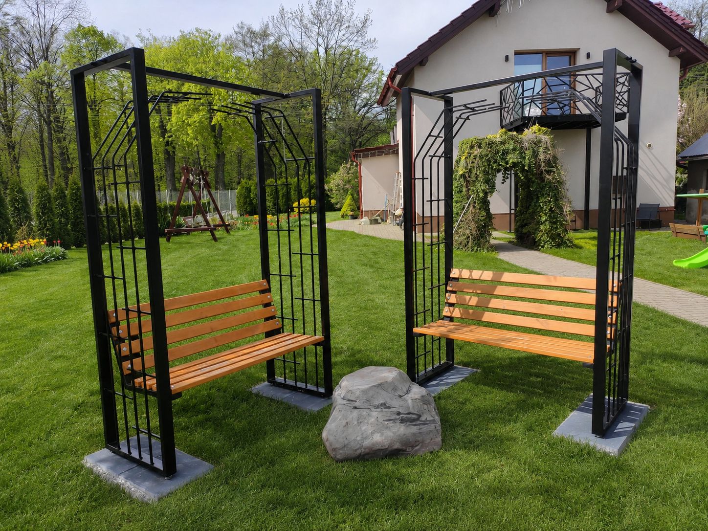 Ławka ogrodowa z pergolą Loft Garden | Stalowa pergola 210 cm | Industrial