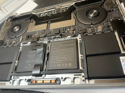 Batterie macbook à 6 cellules 