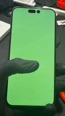 Remplacement ecran iPhone qui est vert