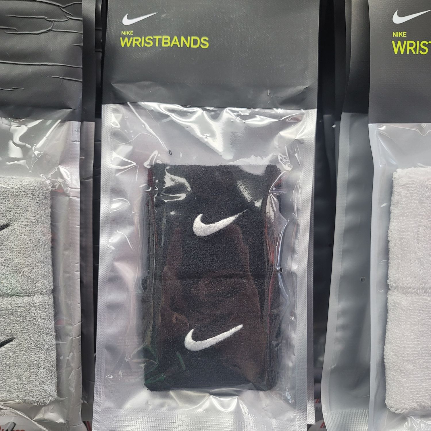 Nike Swoosh Wristband Single Black