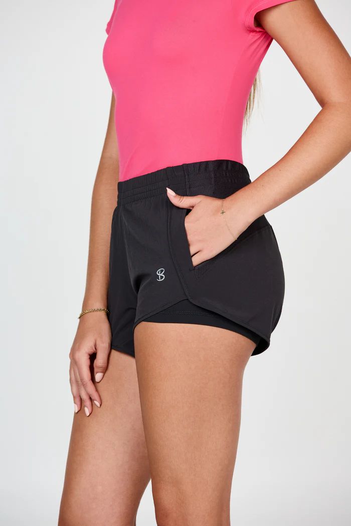 Sofibella 3.5" Inseam Short Black 3057, Size: S