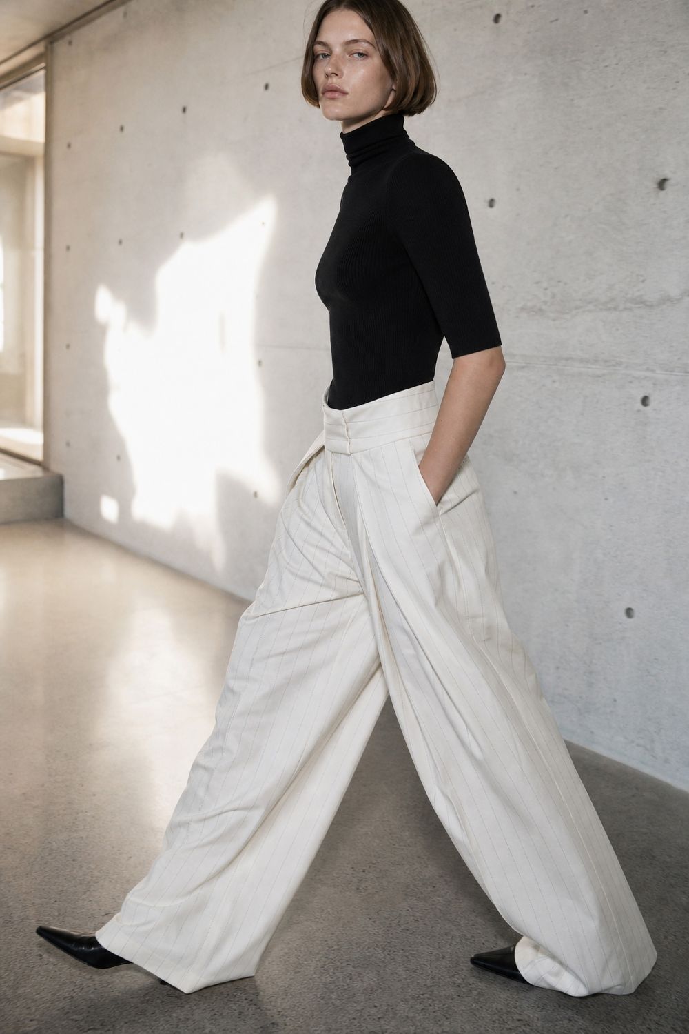 TROUSERS LC260432