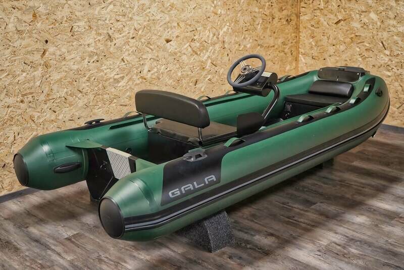 Bateau semi-rigide GALA 360 Atlantis Aquahelm avec plateforme avant