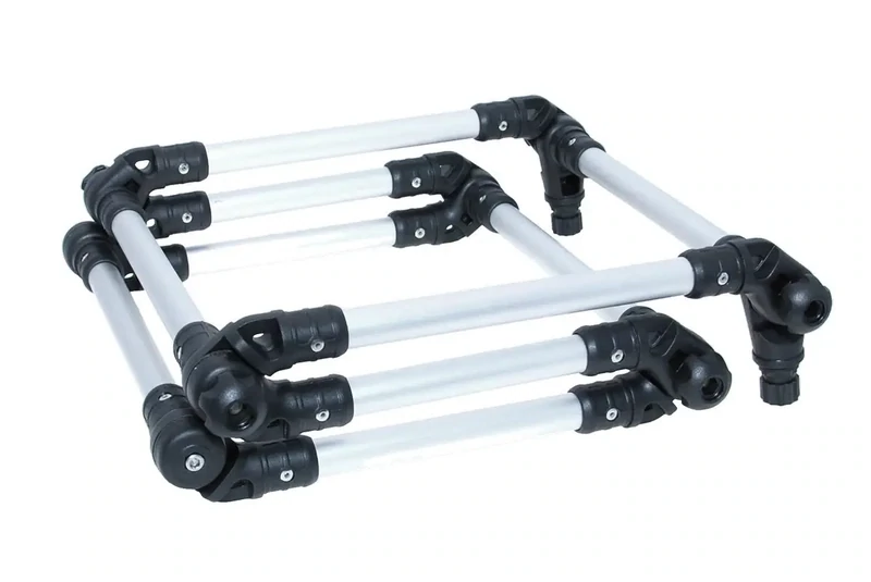 Echelle coloris noir pour bateau pneumatique semi-rigide | Fasten Borika