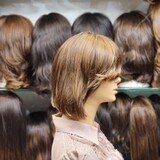פאה קצרה יד שניה מחודשת קאסטם שיער טבעי במצב טוב שמורה #פאה קצרה יד שניה מחודשת קאסטם שיער טבעי במצב טוב שמורה #2663