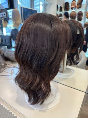 פאה מחודשת עד שניה במצב כחדש מעצבת #3531