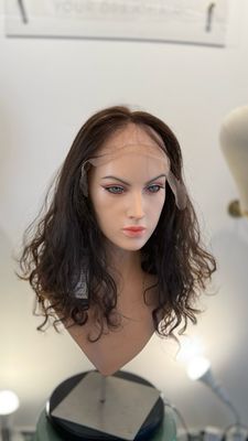 פאה טופ לייס חדשה,שיער ג׳לי מתולתל.ייבוש טבעי, ביטולי,צבע 2/3 ,אורך 25 סיים#3553R