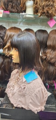 Perruque d’occasion rénovée en cheveux naturels – avec frange #3026