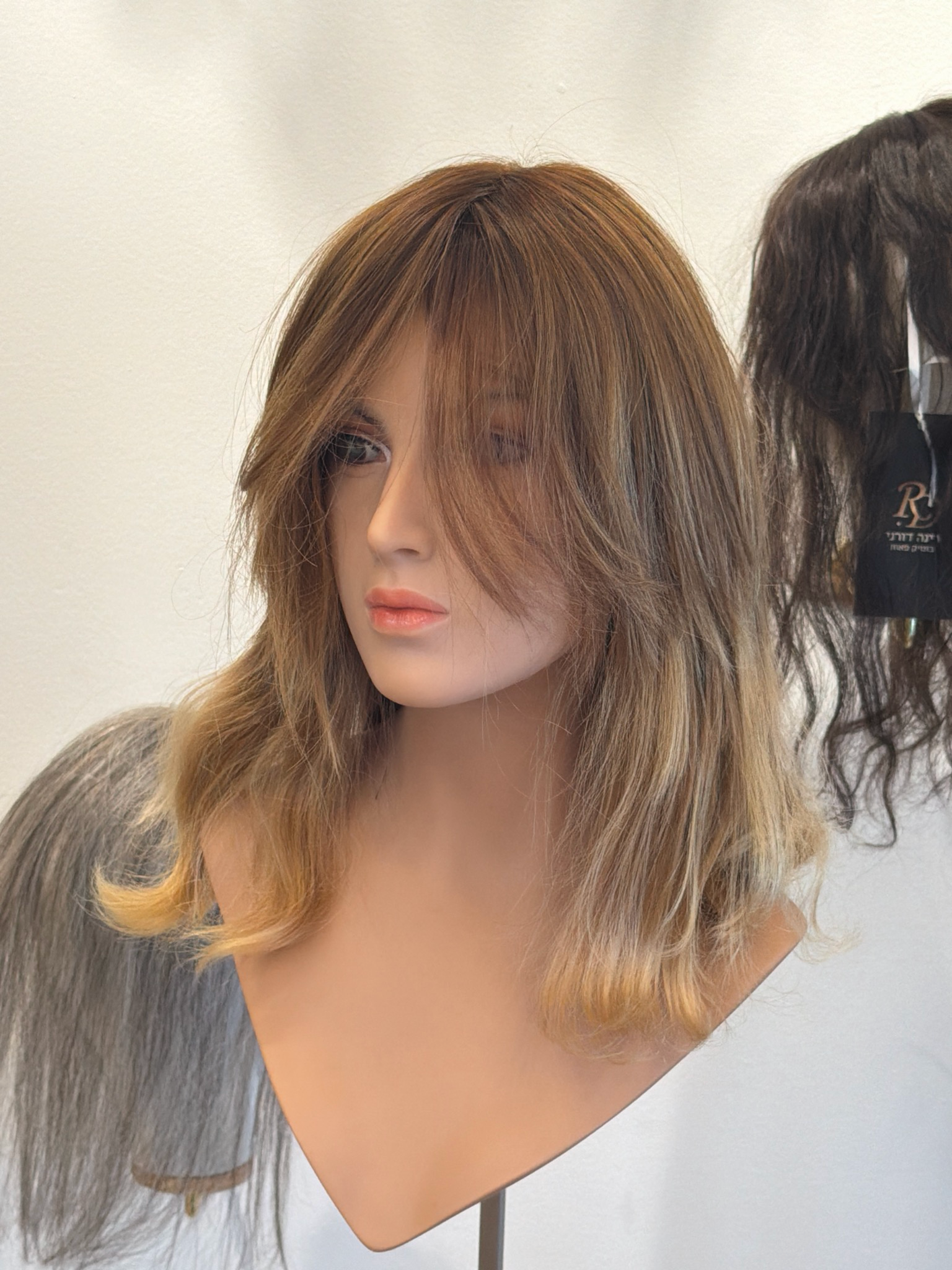 פאה טבעית מחודשת יד 2 במצב טוב #3474R