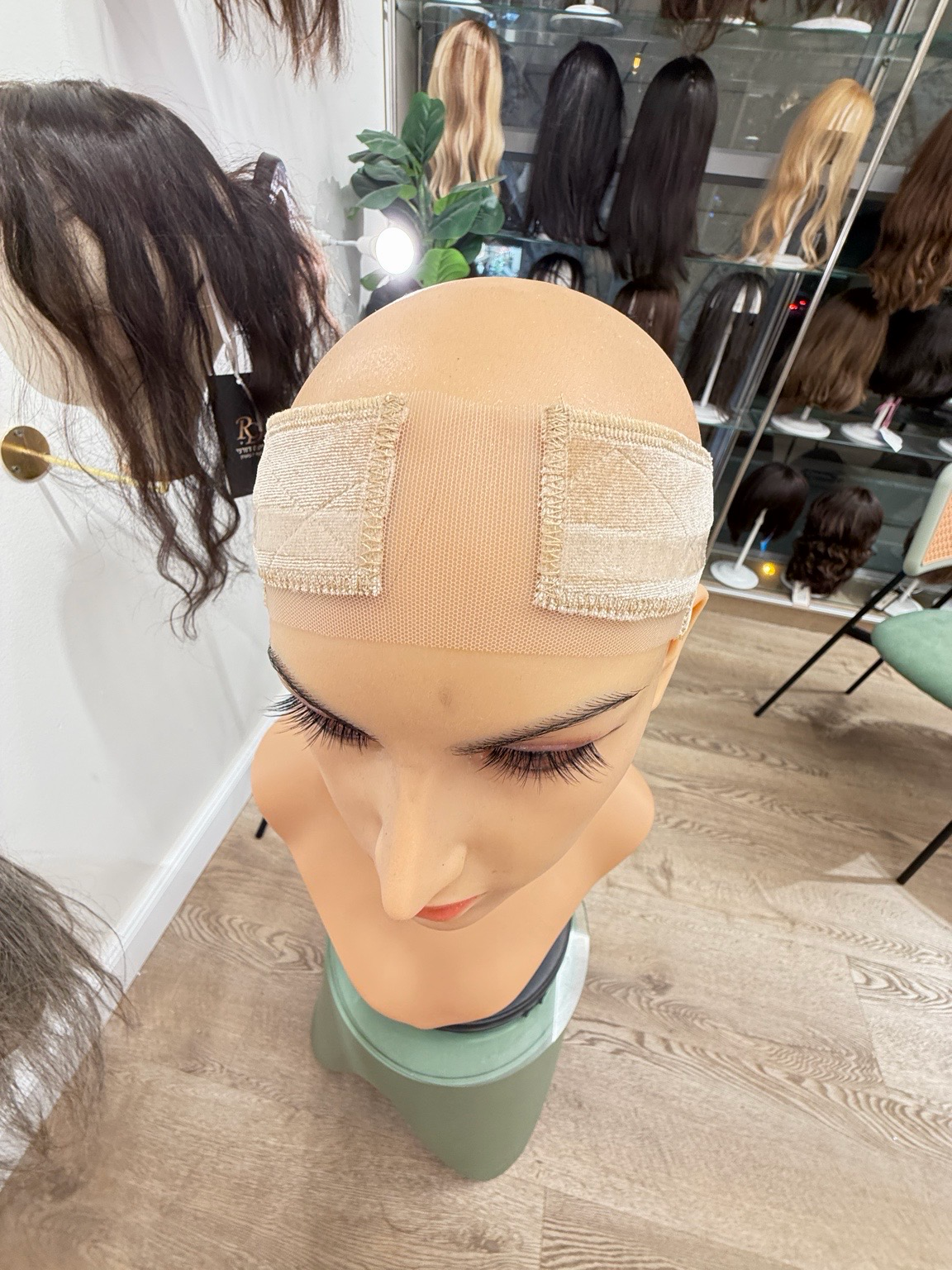 סרט לפאה נגד החלקה עם סיליקון – גומייה מתכווננת לאחיזה חזקה ונוחות מקסימלית