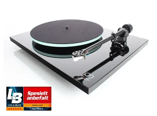 Rega Planar 2 – Premium platespiller med Rega Carbon MM-pickup