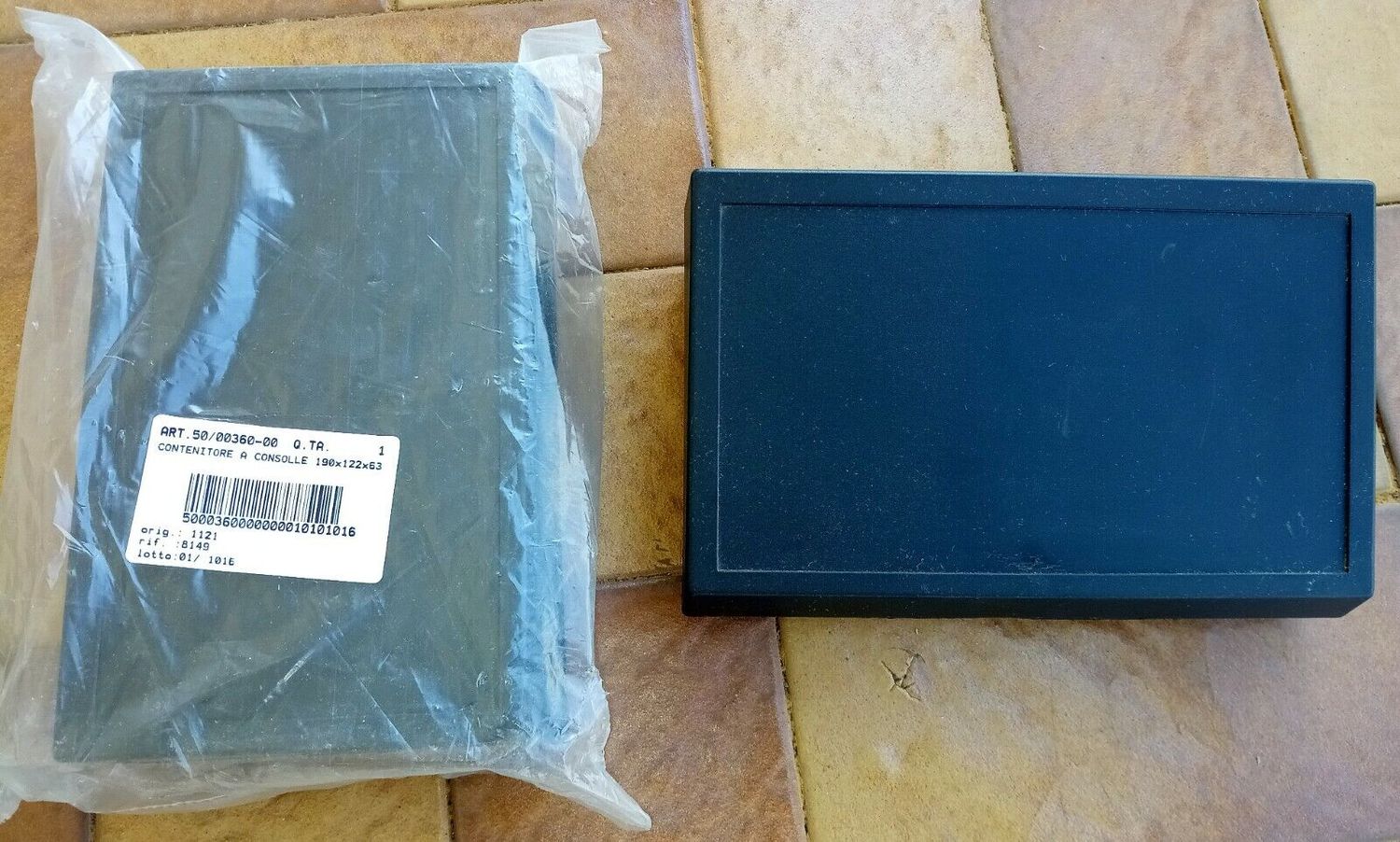 Black ABS Console box