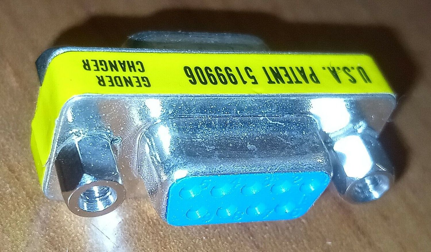 D-Sub 9-pin Gender Changer