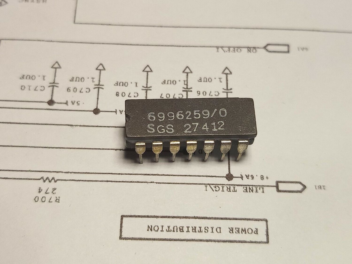 6996259 CERAMIC INTEGRATED CIRCUIT SGS