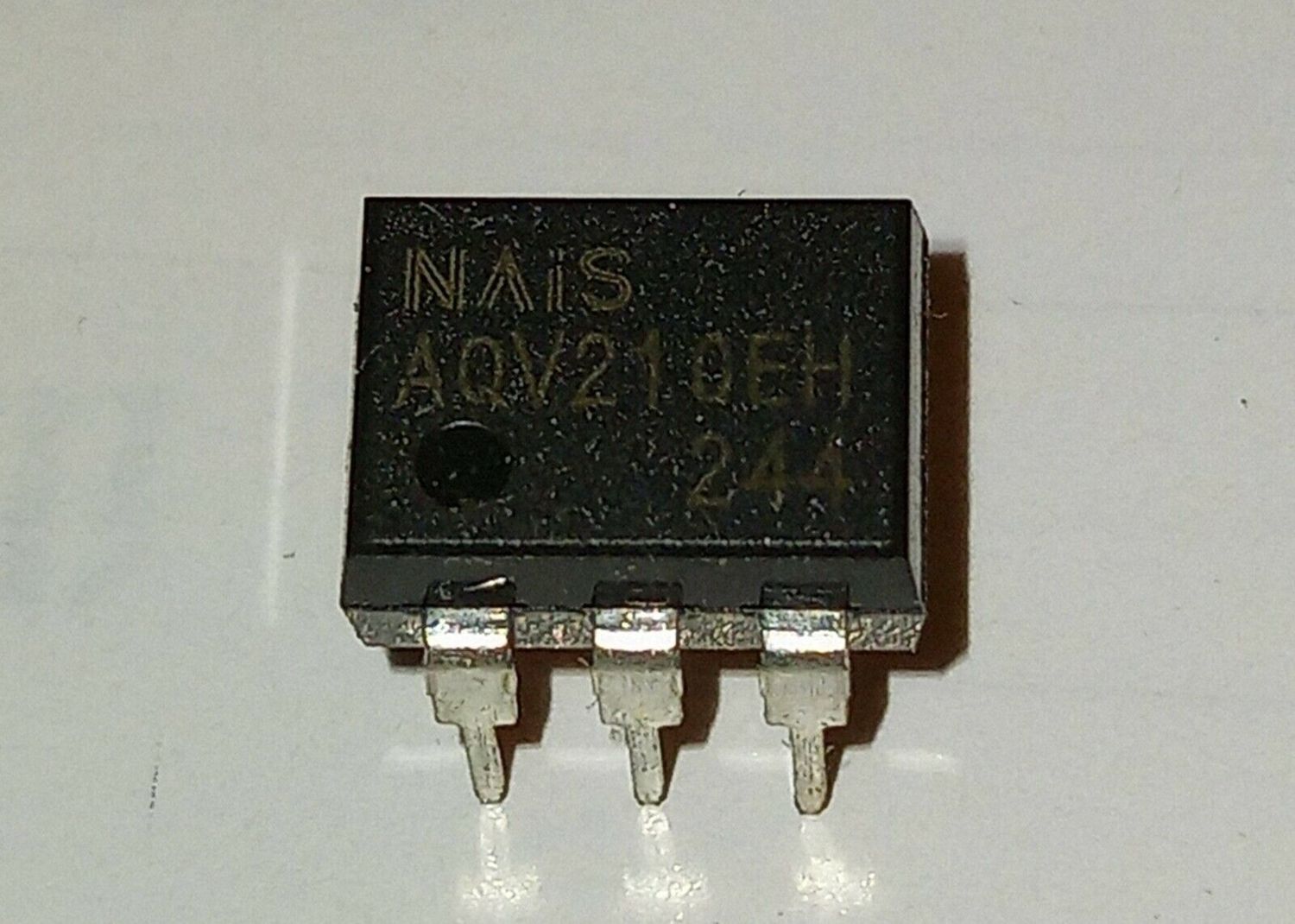 AQV210EH - SOLID STATE RELAY - DIP6 - Vintage RARE