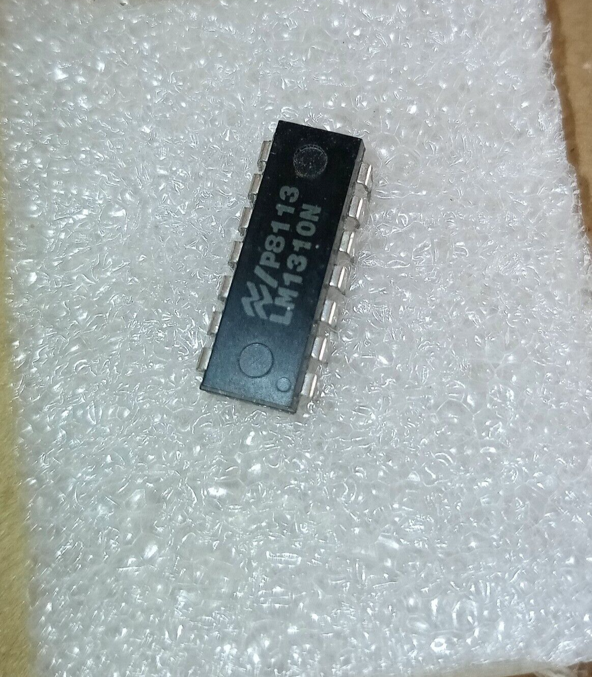 Motorola MC1310 - National LM1310N -  PLL FM Stereo Demodulator