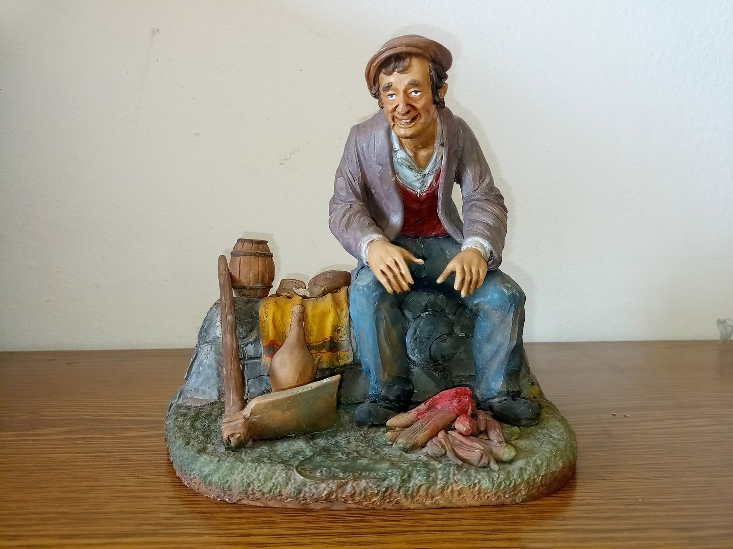 Vintage Italian Terracotta Figurine — Seated Peasant Man with Campfire Scene