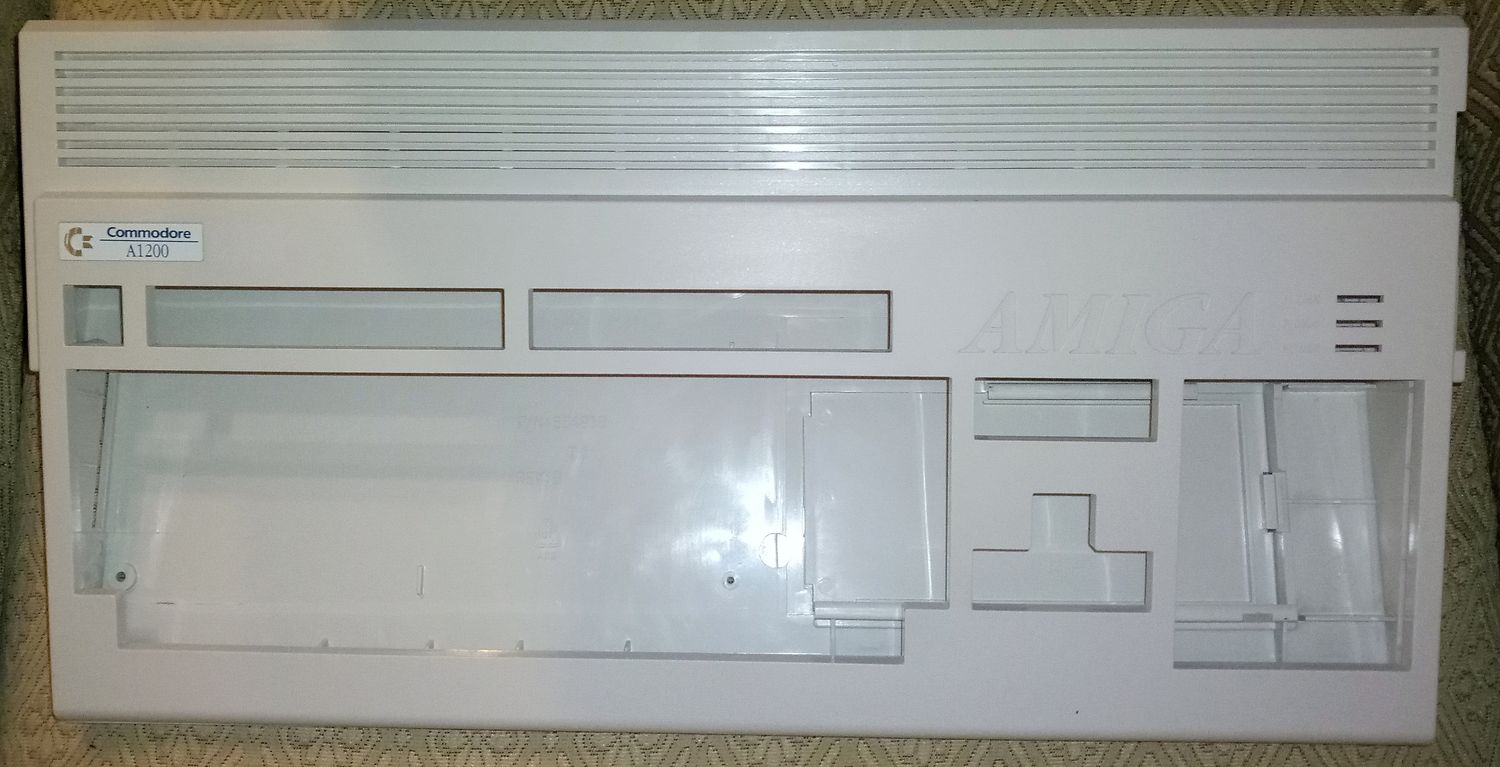 Commodore Amiga 1200 Computer Case Commodore Amiga 1200 Computer Case