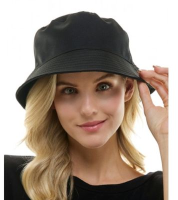 Black Bucket Hat