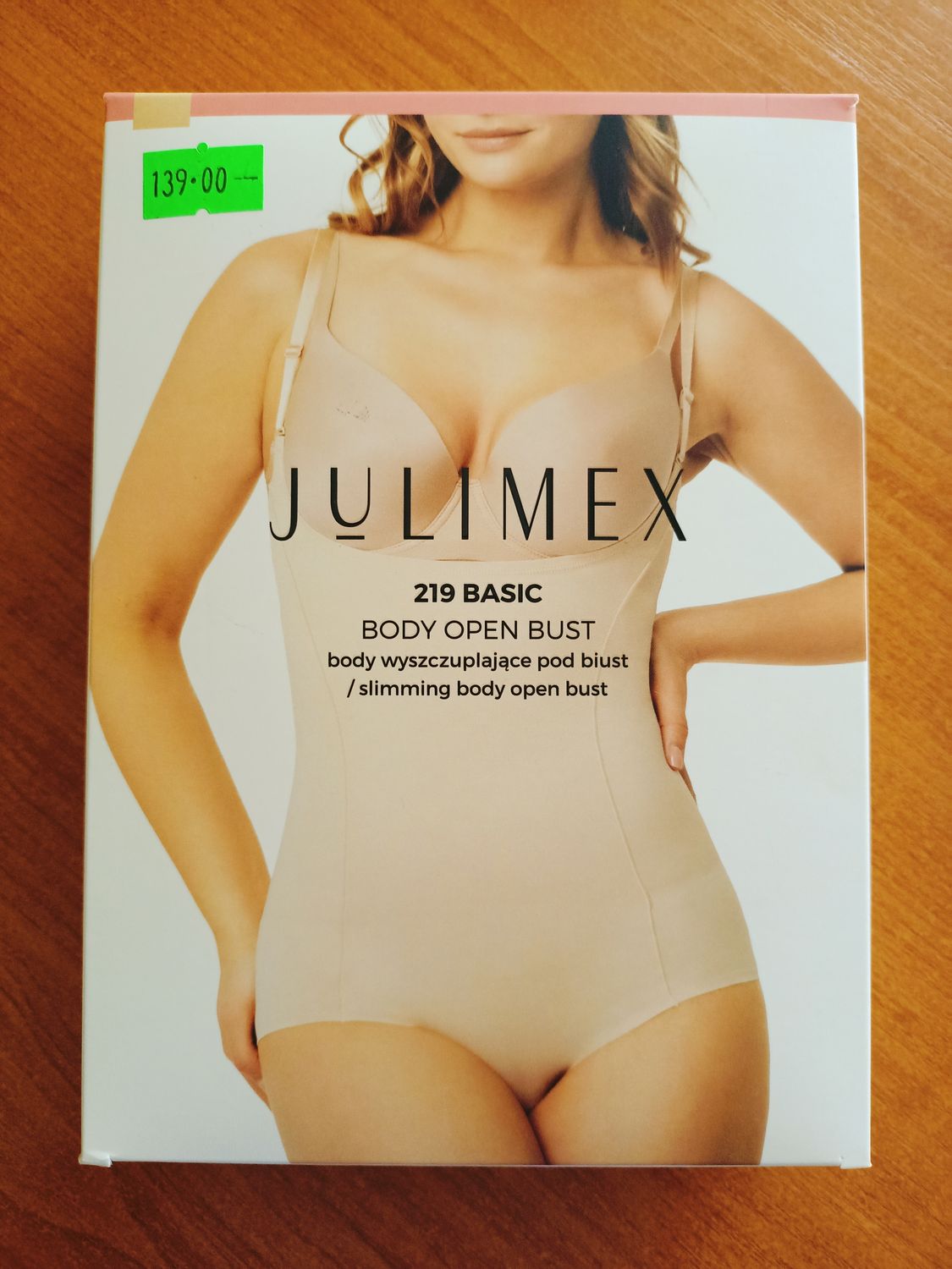 Body wyszczuplające pod biust