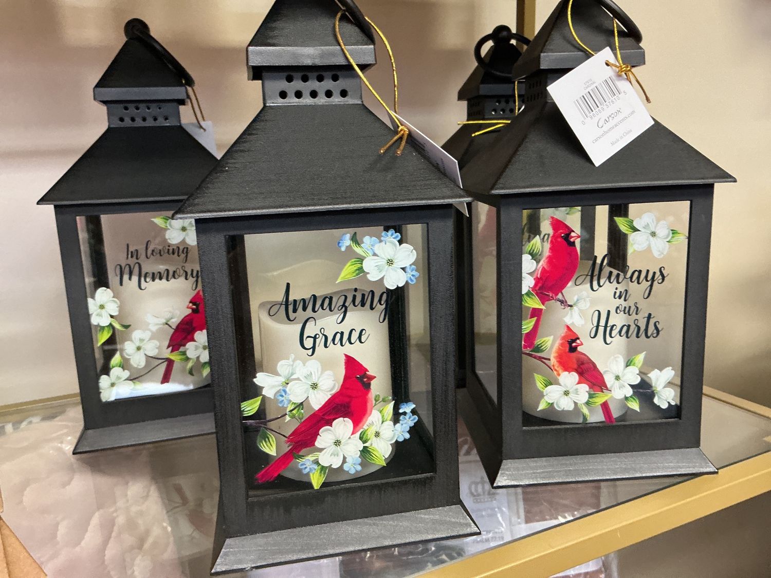 Cardinal memory lantern
