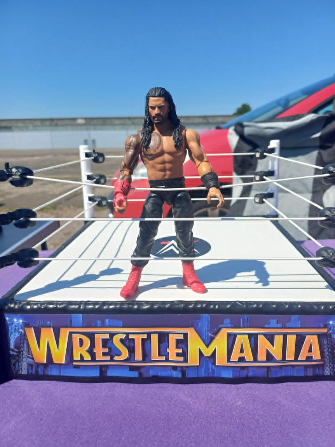 WWE Roman Reigns "Tribal Chief"  Wrestling Figur Mattel