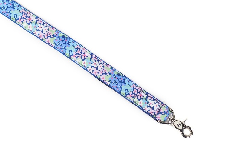 Leash - Designer - 1-inch - Country Flowers