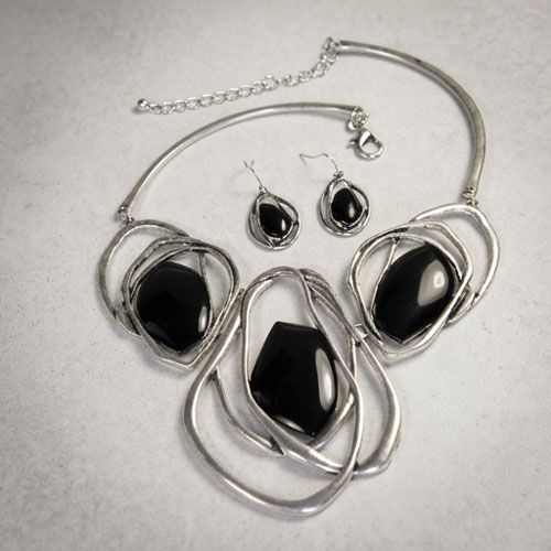 Abstract Black & Silver Statement Jewelry Set Abstract Black & Silver Statement Jewelry Set