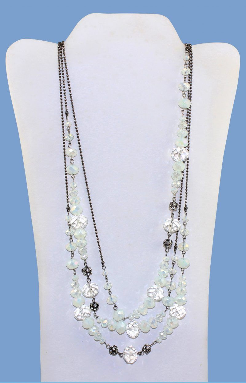 Vintage Glass Bead Necklace Vintage Glass Bead Necklace
