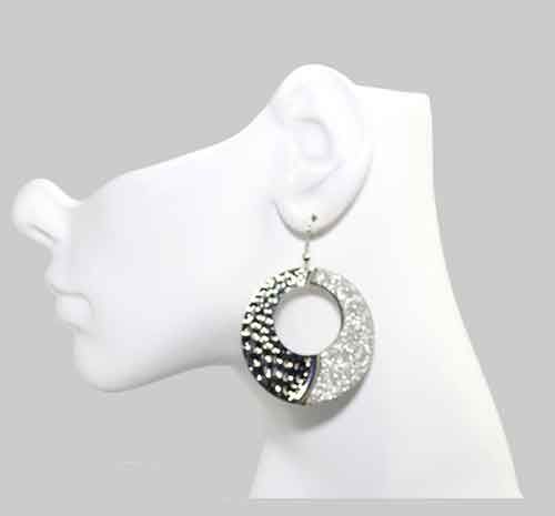 Hammered Black & Silver Circle Earrings Hammered Black & Silver Circle Earrings