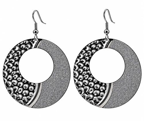 Hammered Black & Silver Circle Earrings Hammered Black & Silver Circle Earrings