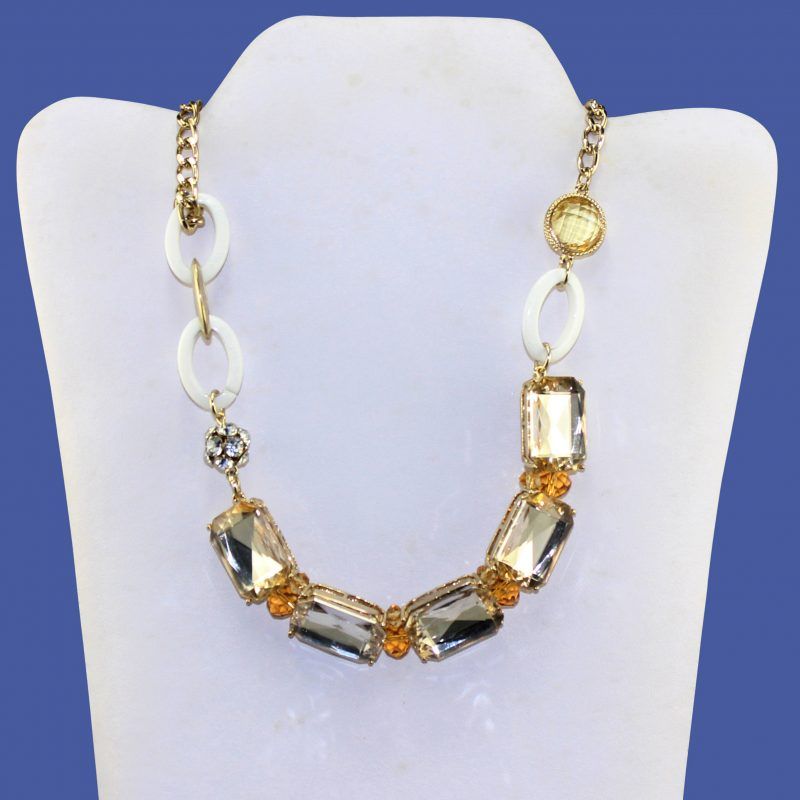 Elegant Vintage Necklace Elegant Vintage Necklace