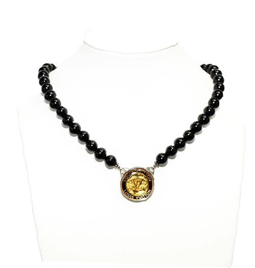 Black Pearl Designer Pendant Necklace