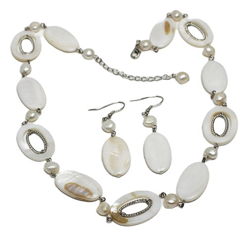 Decorative Lucite Fashion Jewelry Set Decorative Lucite Fashion Jewelry Set