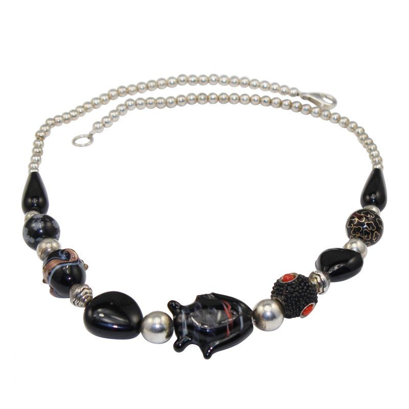 Glass Fish and Lucite Bead Necklace Glass Fish and Lucite Bead Necklace