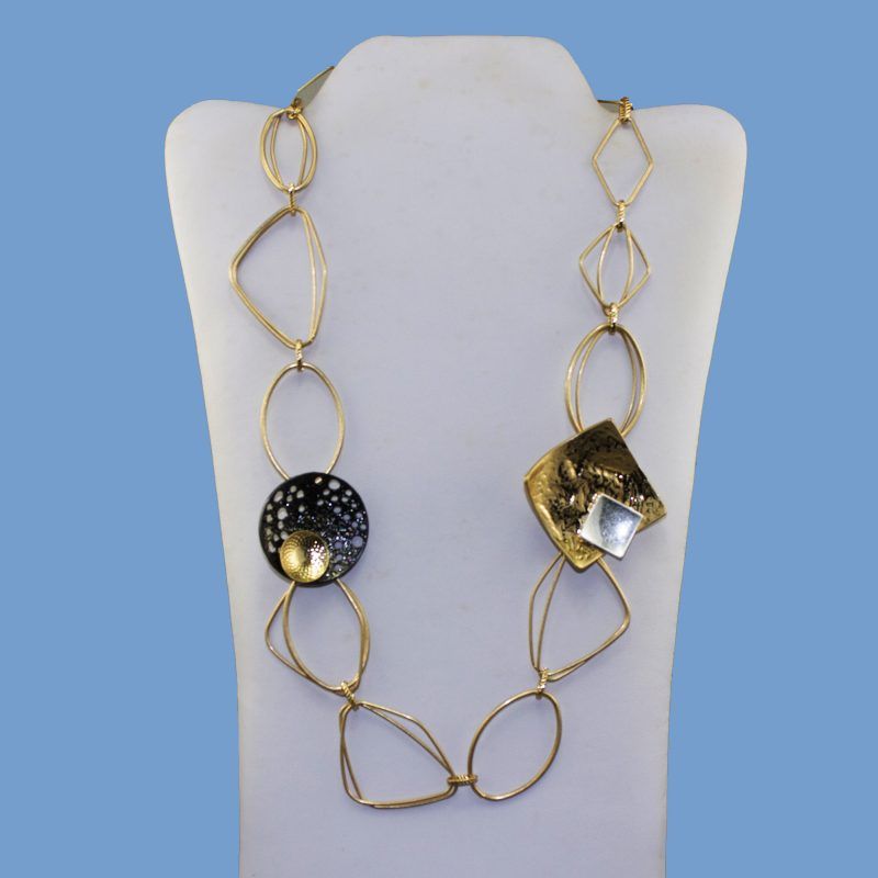 Geometrically Distinctive Necklace Geometrically Distinctive Necklace