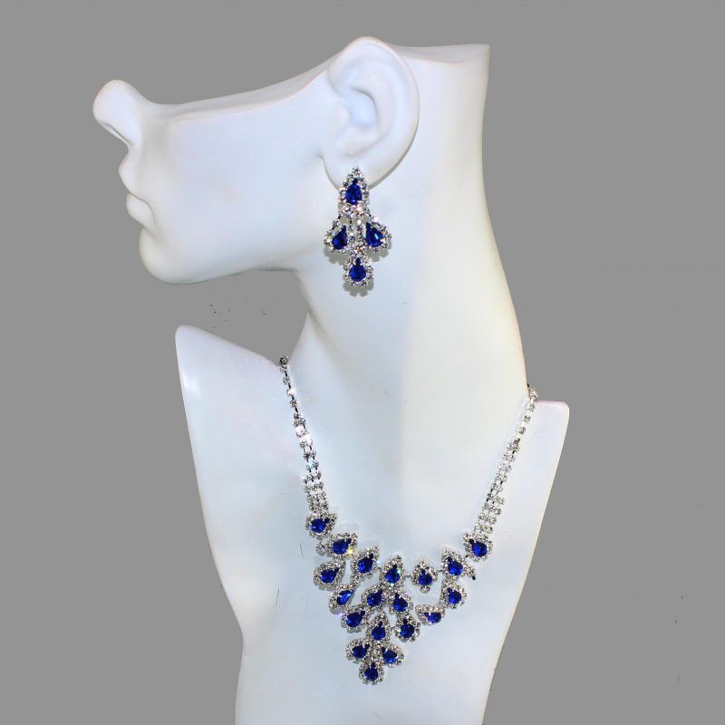 Sparkling Brilliant Rhinestones Fashion Jewelry Set Sparkling Brilliant Rhinestones Fashion Jewelry Set