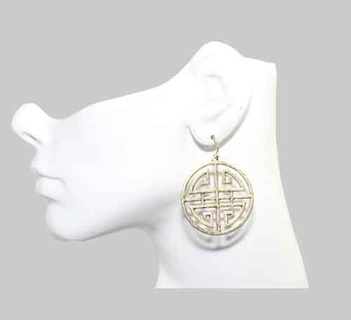 Hammered Matte Gold Geometric Earrings Hammered Matte Gold Geometric Earrings