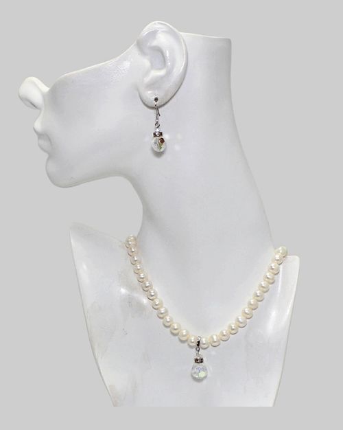 Sparkling Sophisticated Fashion Hoop Jewelry Set Sparkling Sophisticated Fashion Hoop Jewelry Set