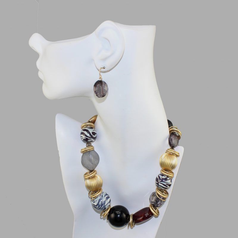 Artisan Chucky Beaded Fashion Jewelry Set Artisan Chucky Beaded Fashion Jewelry Set