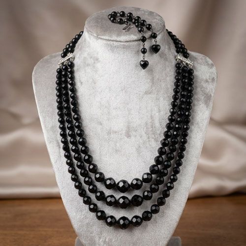 Vintage Glass Bead Necklace Vintage Glass Bead Necklace