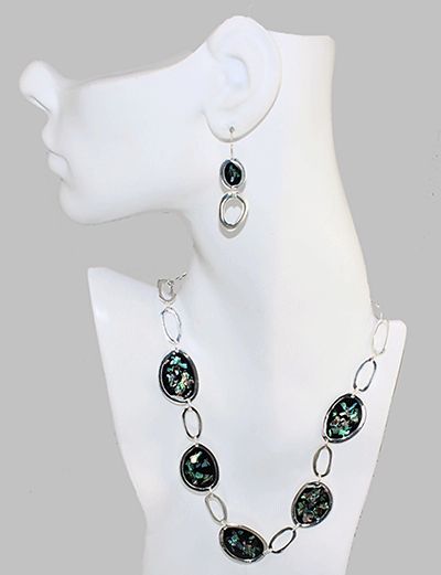 Iridescent Silver-Tone Jewelry Set Iridescent Silver-Tone Jewelry Set
