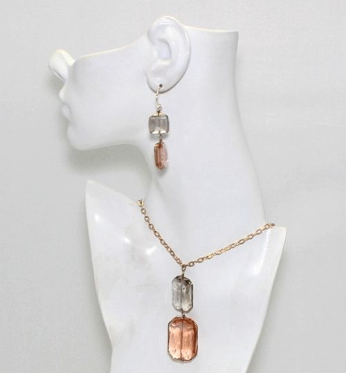 Faceted Glass Necklace & Earring Set Faceted Glass Necklace & Earring Set